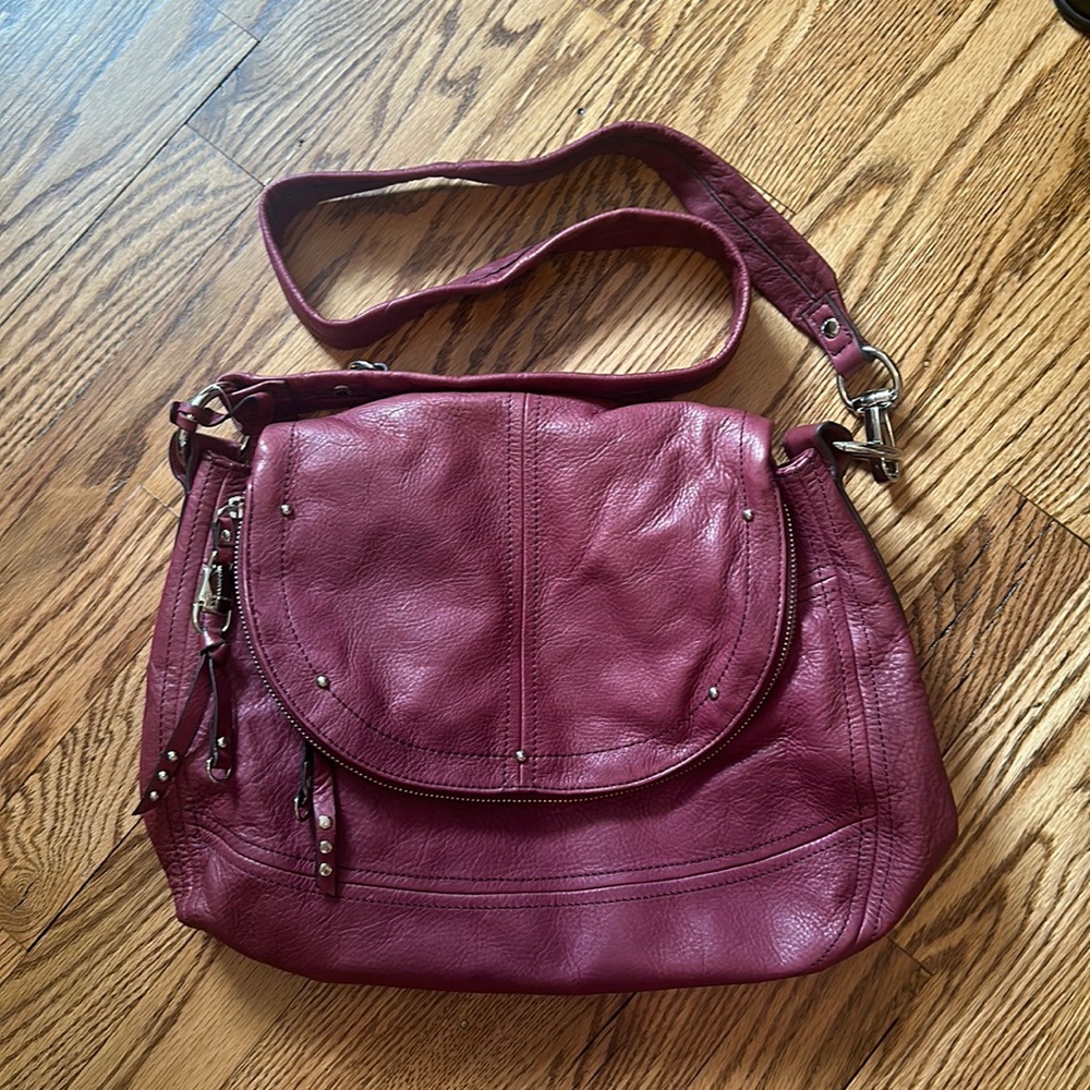 B makowsky purple leather bag